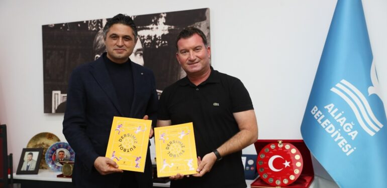 1-alper-pekerin-yazdigi-dersimiz-futbol-adli-kitap-yayinlandi