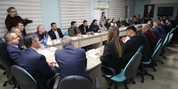 AK Parti İzmir İl Başkanı Sürekli: “Kuzeyde Foça ve Dikili’yi de alacağız”