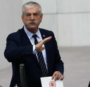 chp-izmir-milletvekili-kani-beko-eyt-liler-icin-cagri-yapti