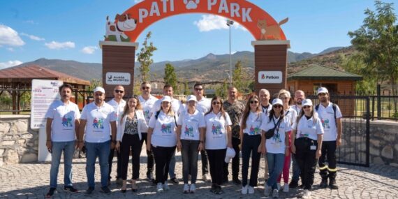 SOCAR Gönüllüleri’nden PatiPark’taki can dostlara ziyaret