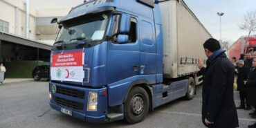 2-aliagalilar-depremzedeler-icin-seferber-oldu