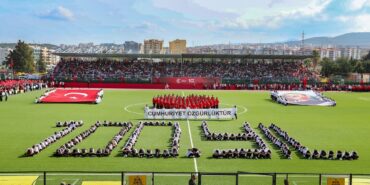 1 Aliağa Cumhuriyet İçin Atatürk Stadına Koştu