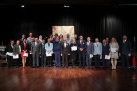 15 Öğretmenler Günü Aliağa'da Kutlandı