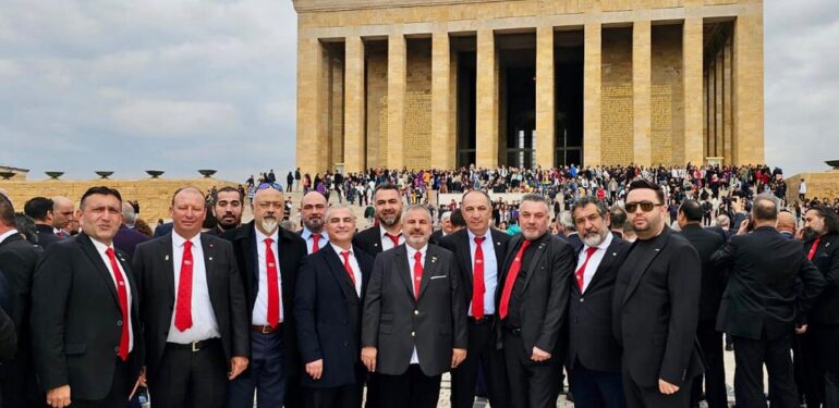 İMEAK DTO ALİAĞA ANITKABİR’DE!