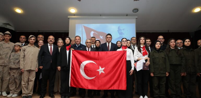 4 İstiklal Marşı’nın Kabulünün 103.Yıl Dönümü Aliağa’da Kutlandı