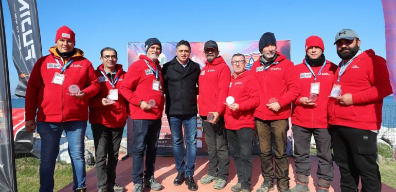 7 Balık Avı Tutkunları Aliağa’da Yarıştı